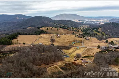 286 Frontier Drive, West Jefferson, NC 28694 - Photo 5