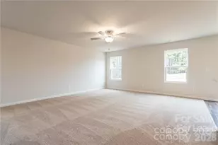 8023 Derby Woods Ln, Charlotte, NC 28214 - Photo 7