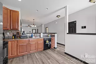 14062 Singleleaf Lane, Charlotte, NC 28278 - Photo 9