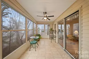 5 Governors Dr, Hendersonville, NC 28791 - Photo 27