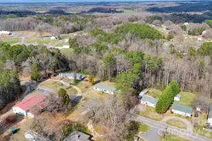 812 Dallas Spencer Mountain Rd, Dallas, NC 28034 - Photo 35