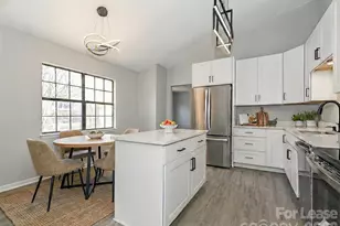 6455 Tivoli Ct, Charlotte, NC 28211 - Photo 3