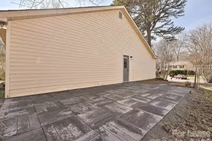 6455 Tivoli Ct, Charlotte, NC 28211 - Photo 25