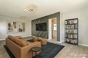 6455 Tivoli Ct, Charlotte, NC 28211 - Photo 9