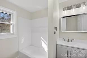 1780 NE 23rd Ave Ln NE, Hickory, NC 28601 - Photo 17