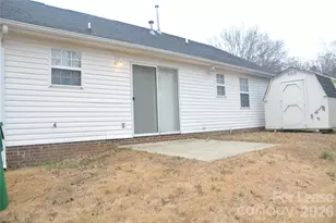 7946 Lobilia Ln, Charlotte, NC 28214 - Photo 9