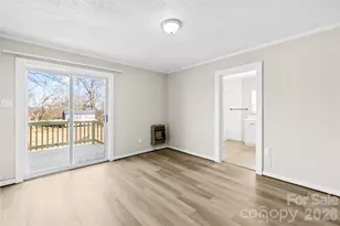 257 Jefferson St, Statesville, NC 28677 - Photo 17