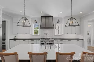 4325 Tangle Dr, Charlotte, NC 28211 - Photo 13