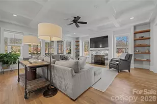 4325 Tangle Dr, Charlotte, NC 28211 - Photo 11