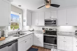 3062 Brody Ln, Maiden, NC 28650 - Photo 15