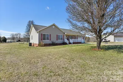 113 Rock Island Drive, Statesville, NC 28625 - Photo 3