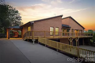 213 Hospital Ave, Lenoir, NC 28645 - Photo 3