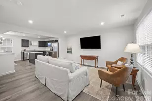 3021 Fiddlewood St, Charlotte, NC 28214 - Photo 13