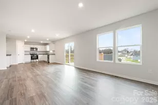 483 Sundown Dr, Spartanburg, SC 29302 - Photo 7