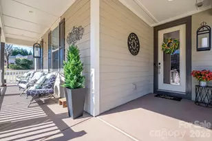 1819 Chesterfield Dr, Belmont, NC 28012 - Photo 5