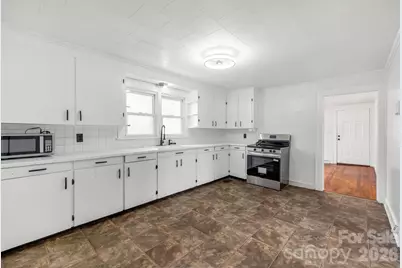 618 Live Oak Street, Shelby, NC 28150 - Photo 9
