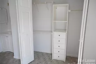 8235 Circle Tree Ln, Charlotte, NC 28277 - Photo 19