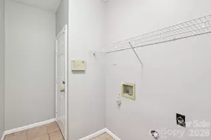 7334 Reynard Ln, Charlotte, NC 28215 - Photo 25