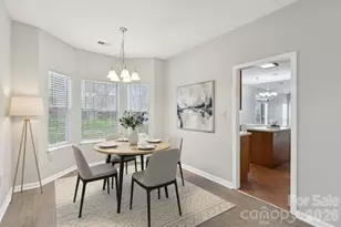 7334 Reynard Ln, Charlotte, NC 28215 - Photo 9