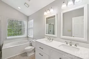 7334 Reynard Ln, Charlotte, NC 28215 - Photo 25