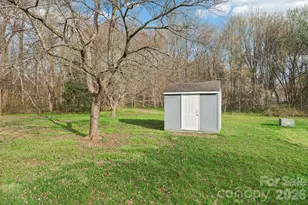 7334 Reynard Ln, Charlotte, NC 28215 - Photo 33