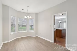 7334 Reynard Ln, Charlotte, NC 28215 - Photo 9