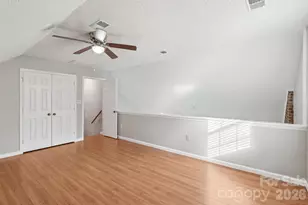 7334 Reynard Ln, Charlotte, NC 28215 - Photo 17