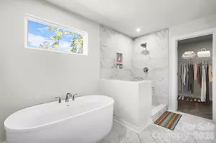 4200 Vis Pne Dr, Charlotte, NC 28215 - Photo 7