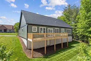 399 Crystal Heights Dr, Hendersonville, NC 28739 - Photo 25