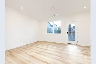 7022 Impulse Court, Charlotte, NC 28205 - Photo 9