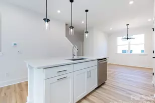 7022 Impulse Ct, Charlotte, NC 28205 - Photo 17