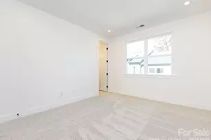 7022 Impulse Ct, Charlotte, NC 28205 - Photo 21