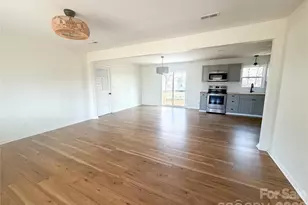 6005 Penndale Dr, Shelby, NC 28152 - Photo 7