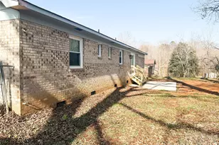 6005 Penndale Dr, Shelby, NC 28152 - Photo 41