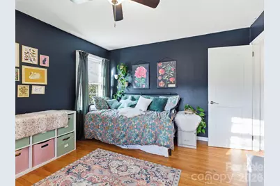 203 Moody Street, Hendersonville, NC 28739 - Photo 7