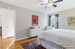 203 Moody St, Hendersonville, NC 28739 - Photo 11