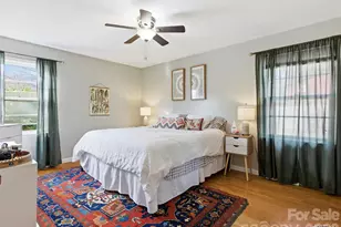 203 Moody St, Hendersonville, NC 28739 - Photo 9