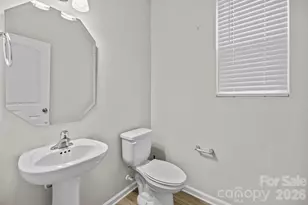 11246 Bartrams Wy, Charlotte, NC 28278 - Photo 11