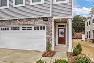 11246 Bartrams Wy, Charlotte, NC 28278 - Photo 3