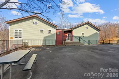 600 N Skyloft Drive #202, Asheville, NC 28801 - Photo 19