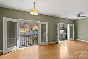 600 N Skyloft Dr, Asheville, NC 28801 - Photo 9