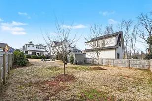 1804 Dearmon Dr, Charlotte, NC 28205 - Photo 25