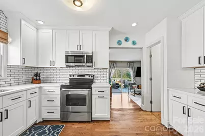 1804 Dearmon Drive, Charlotte, NC 28205 - Photo 9