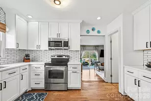 1804 Dearmon Dr, Charlotte, NC 28205 - Photo 9