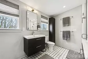 1804 Dearmon Dr, Charlotte, NC 28205 - Photo 21