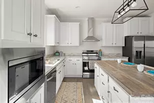 18 Eagle Dr, Hendersonville, NC 28792 - Photo 11