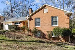 6306 Wheeler Dr, Charlotte, NC 28211 - Photo 3