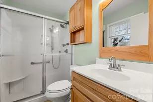 6306 Wheeler Dr, Charlotte, NC 28211 - Photo 11