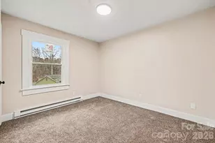 300 Lakewood Dr, Gastonia, NC 28056 - Photo 23