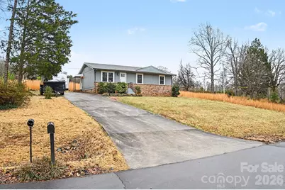 300 Lakewood Drive, Gastonia, NC 28056 - Photo 3